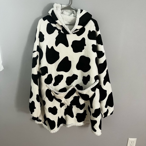 Cozy Black and White Cow Print Women's Sweater - Picture 1 of 7